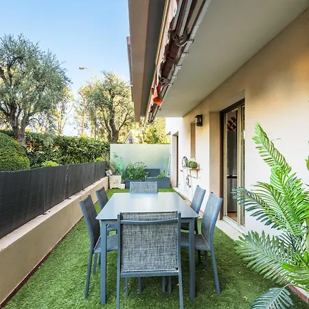 Apartment Grand 2 Pieces Et Belle Terrasse Ensoleillee *