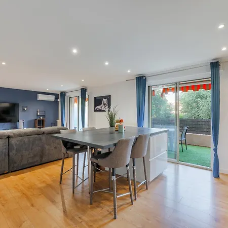 Apartamento Grand 2 Pieces Et Belle Terrasse Ensoleillee *